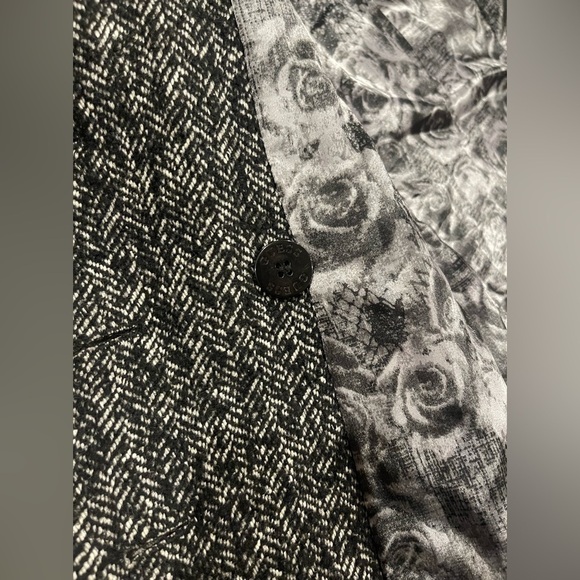 GUESS grey & black wool coat w/faux leather, zipper, and ruffle details. XS - Picture 15 of 15